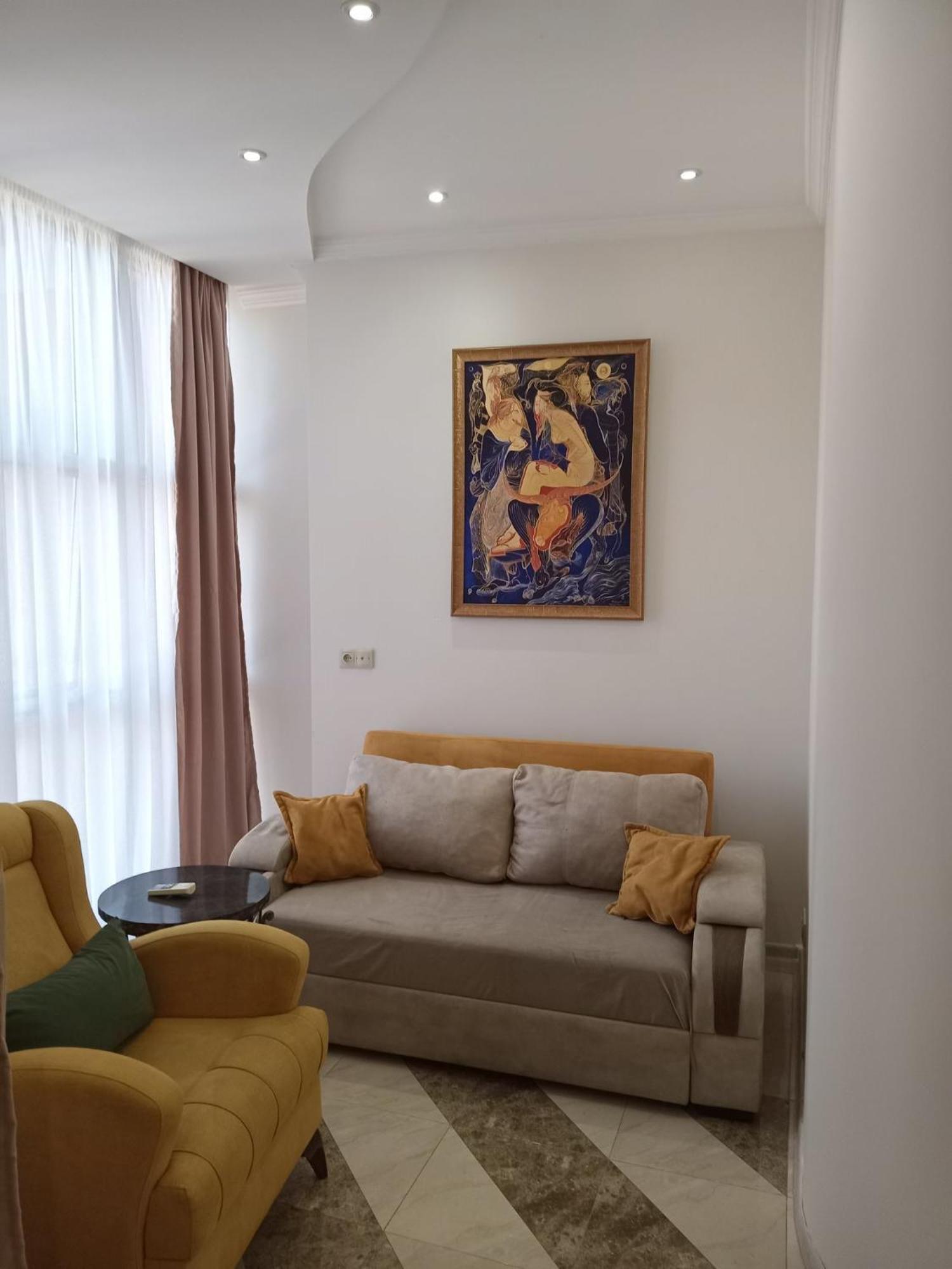 Apartment Face บาทูมิ ภายนอก รูปภาพ